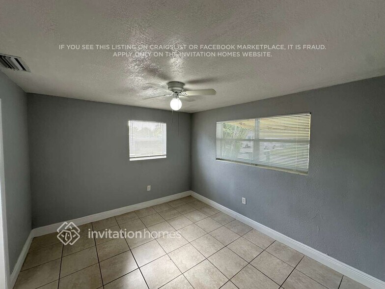 Building Photo - 2150 Bonnie Dr