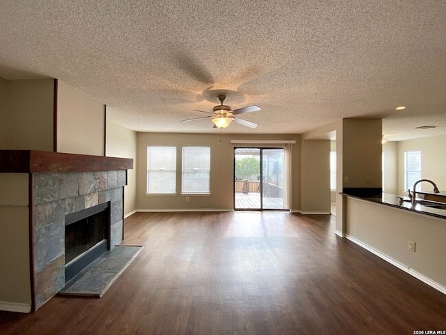 Building Photo - 2510 Village Pkwy