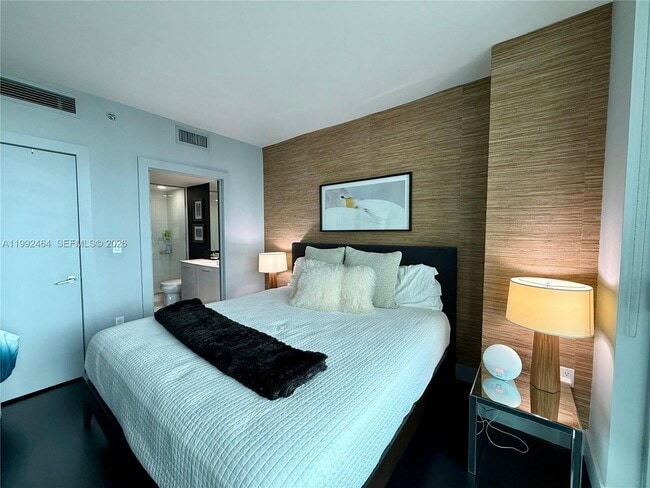 Building Photo - 55 SE 6th St