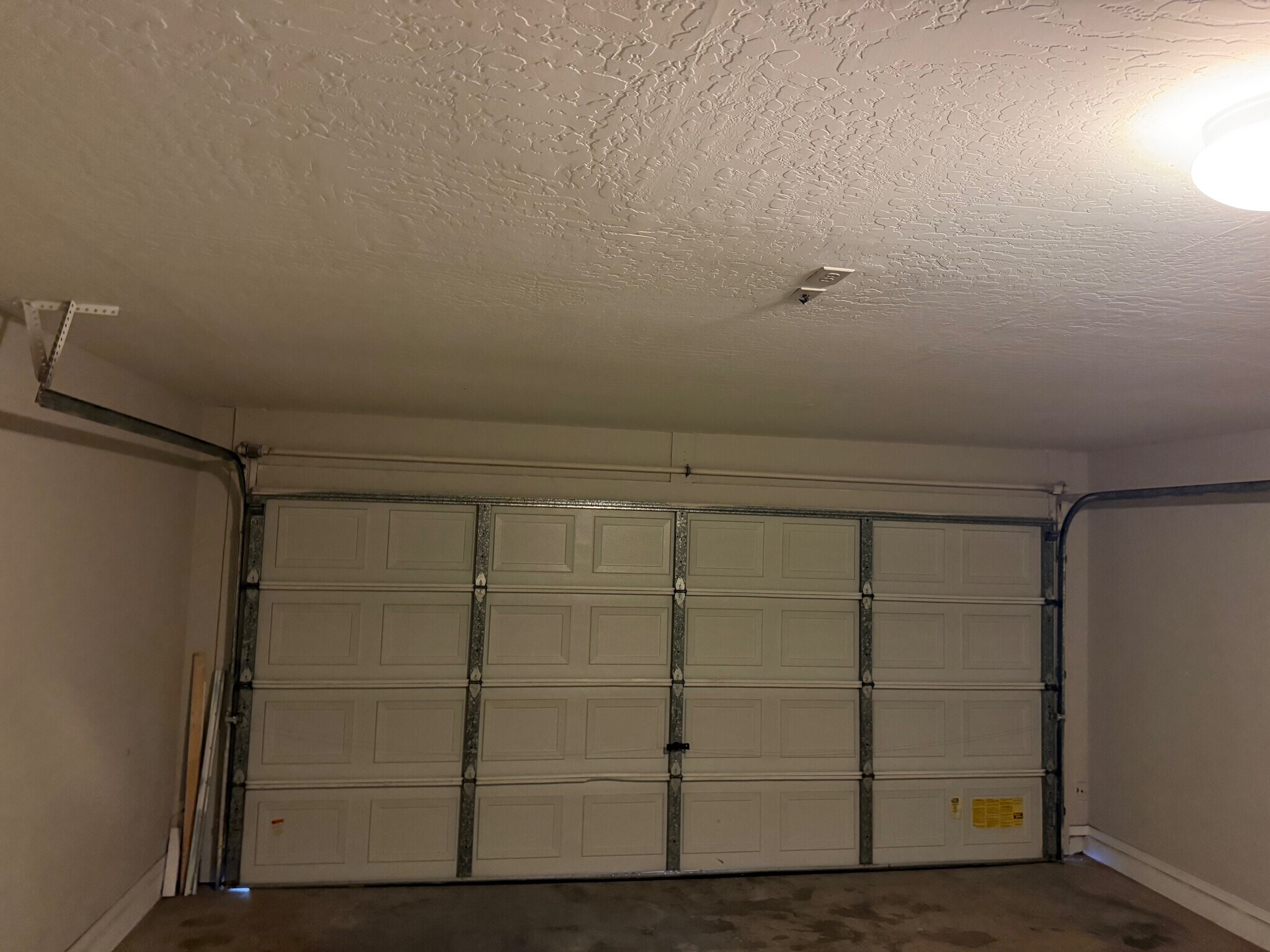 Building Photo - 9741 W Heber Rd