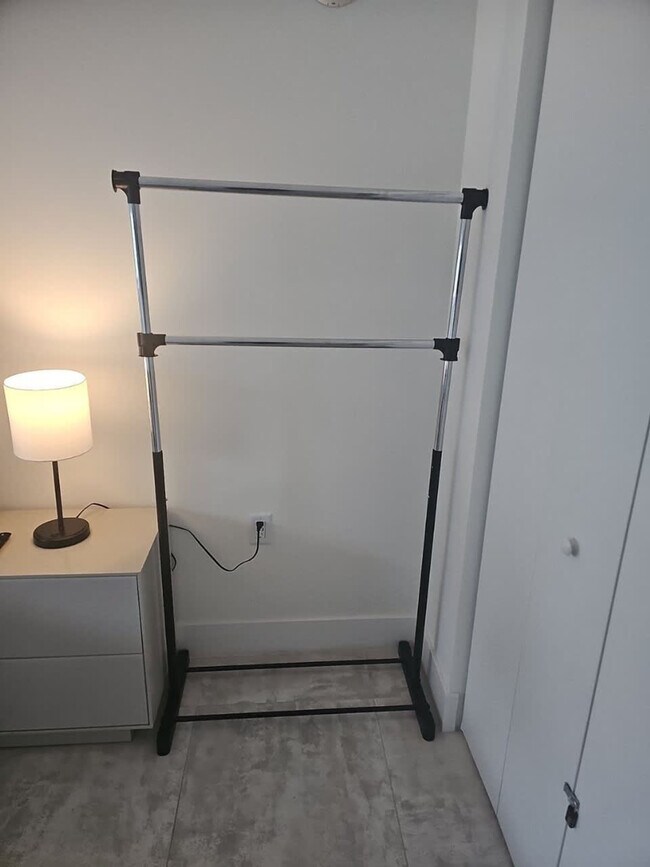 Building Photo - 239 SW 9th St