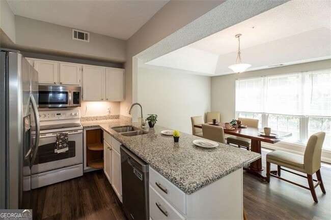 Building Photo - 3067 Steeplechase Dr