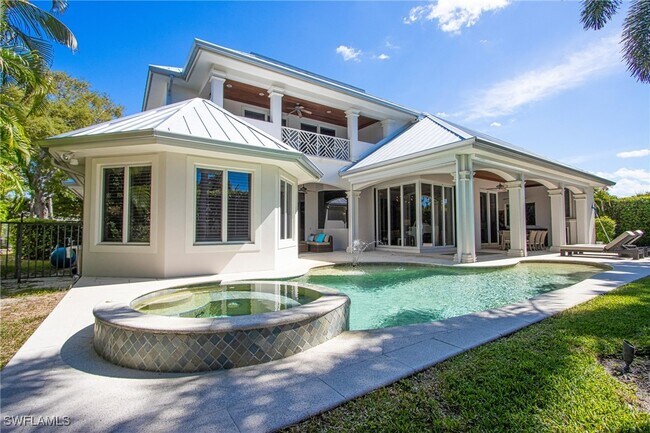 Building Photo - 750 Portside Dr