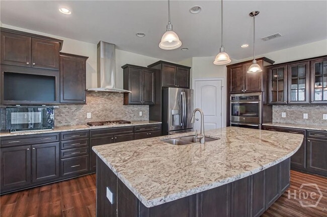 Building Photo - "Spacious 5-Bedroom, 4.5 Bath Retreat at Westbrook Cove at Savannah Quarters!"