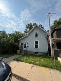 Building Photo - 4 bedroom single family home in Peoria for Rent