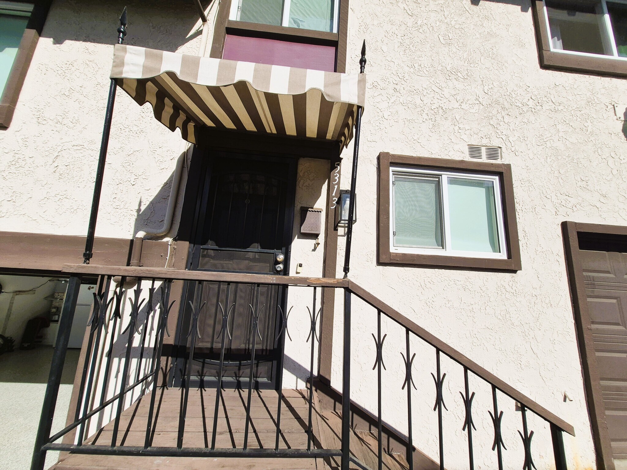 Building Photo - 5313 Sevilla Ct