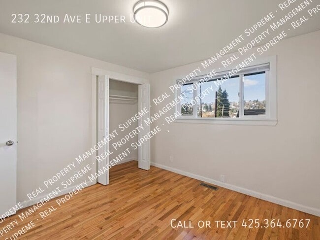 Building Photo - 232 32nd Ave E