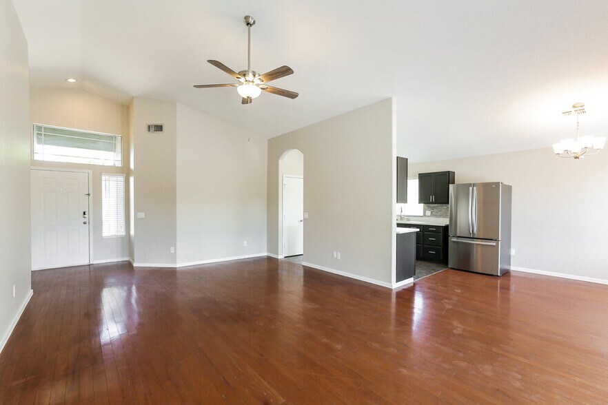 Building Photo - 7741 E Caballero Cir