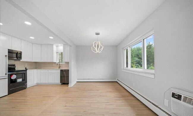 Building Photo - 4113 Telegraph Rd