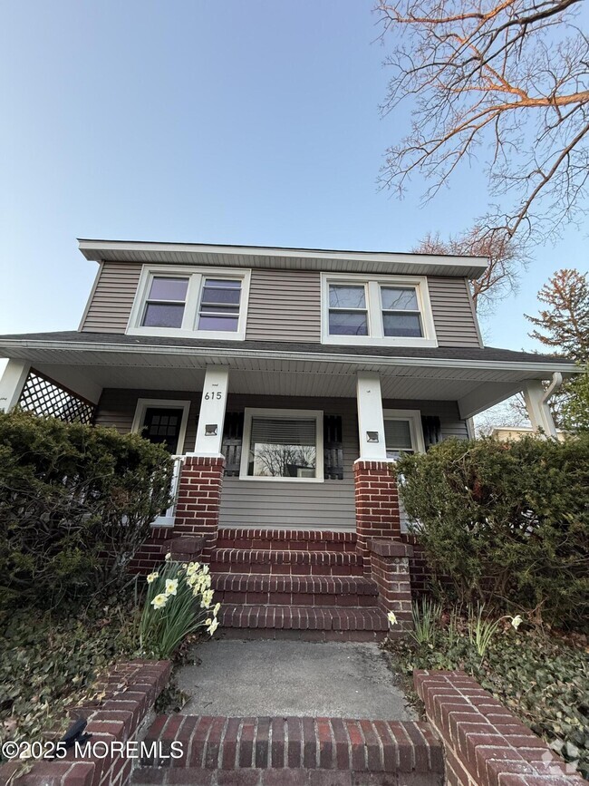 Building Photo - 615 Beechwood Ave