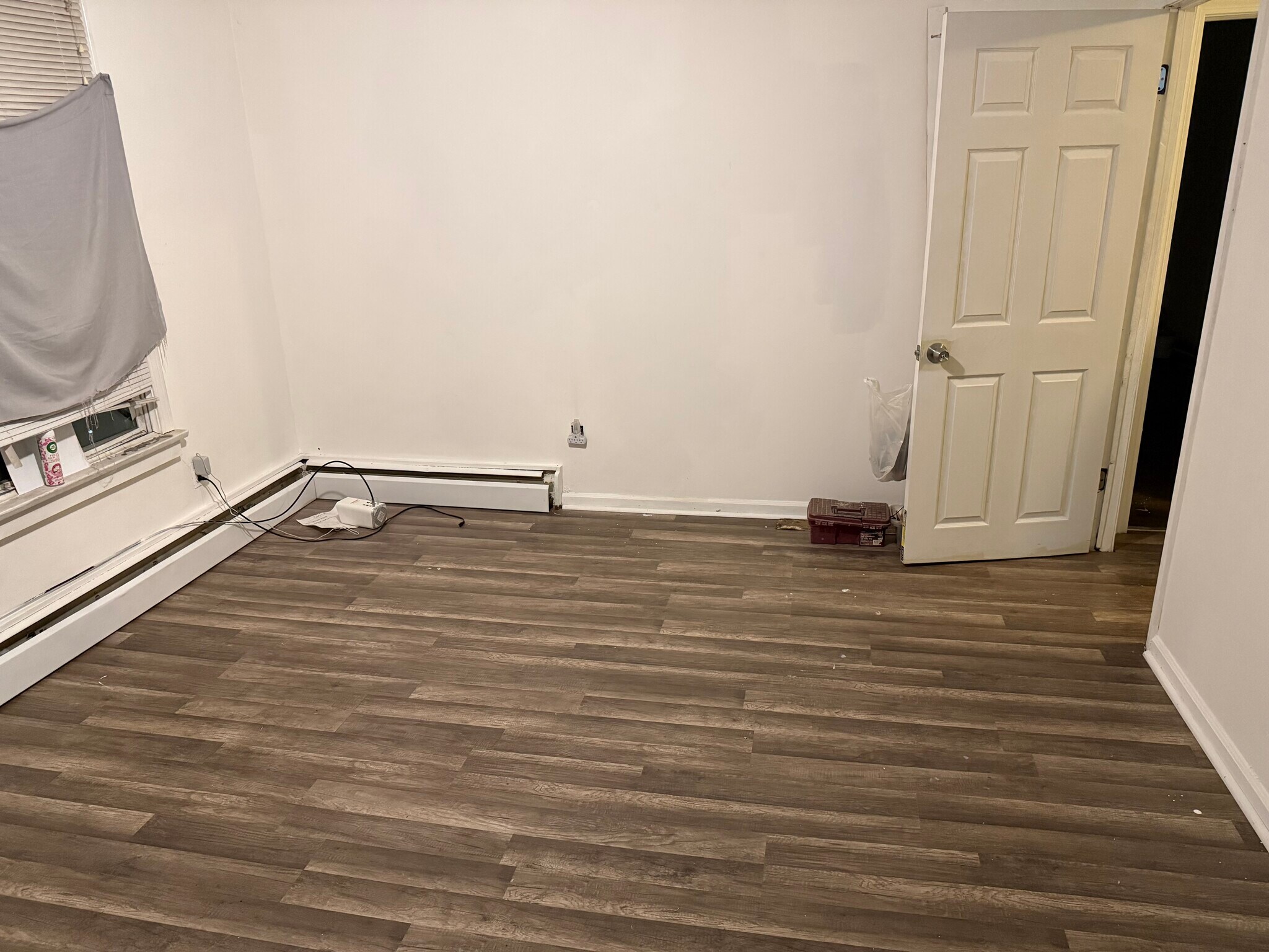 Living room - 13 S 1st St