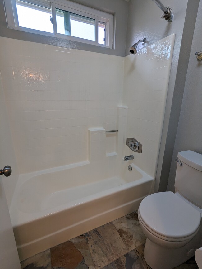 Building Photo - 3617 Caminito Carmel Landing