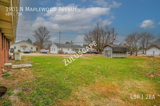 Building Photo - 1901 N Maplewood Ave