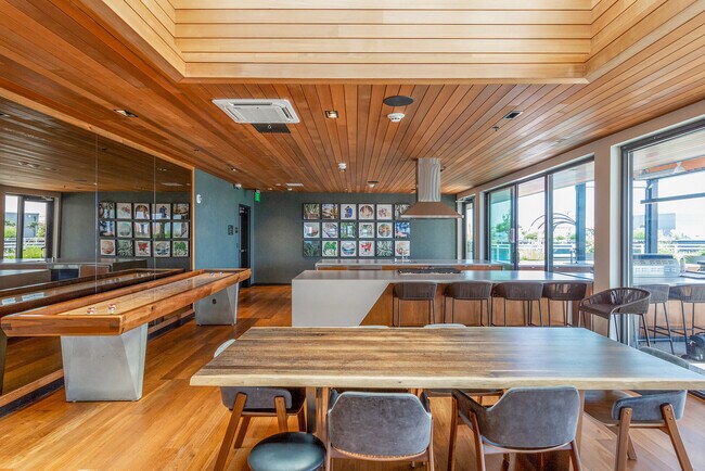 Building Photo - 120 Broadway-SI FL3-ID541