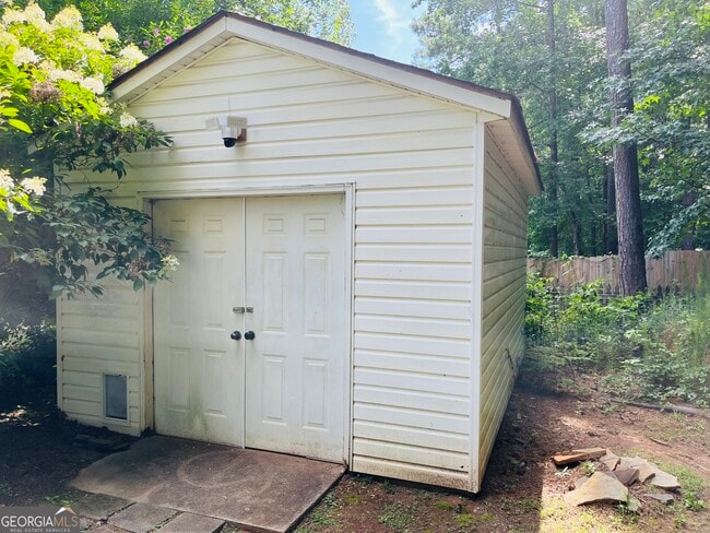 Building Photo - 55 Tyler Woods Dr