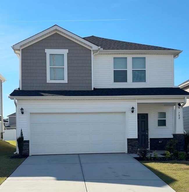 Building Photo - 702 Whitebark Dr