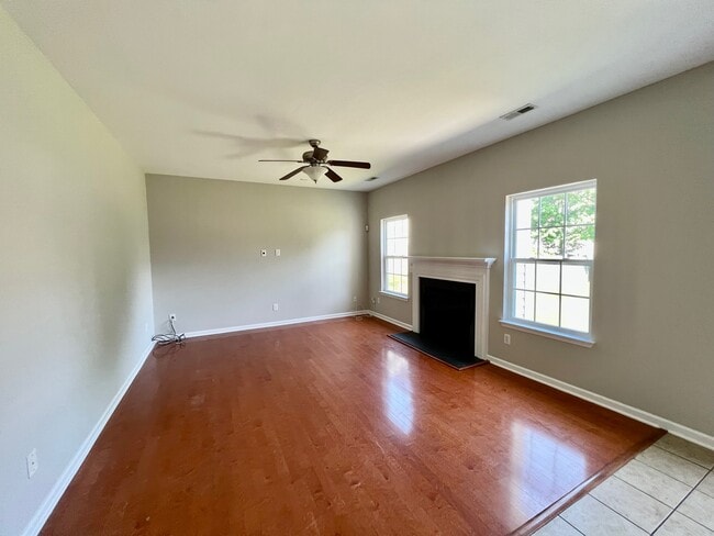 Building Photo - 10311 Dominion Village Dr