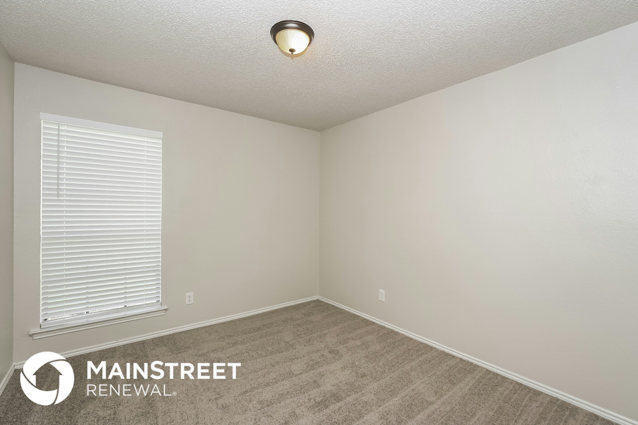 Building Photo - 1072 Westcliff Ave