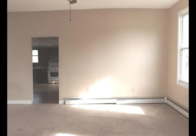 Building Photo - 32 Ransom St