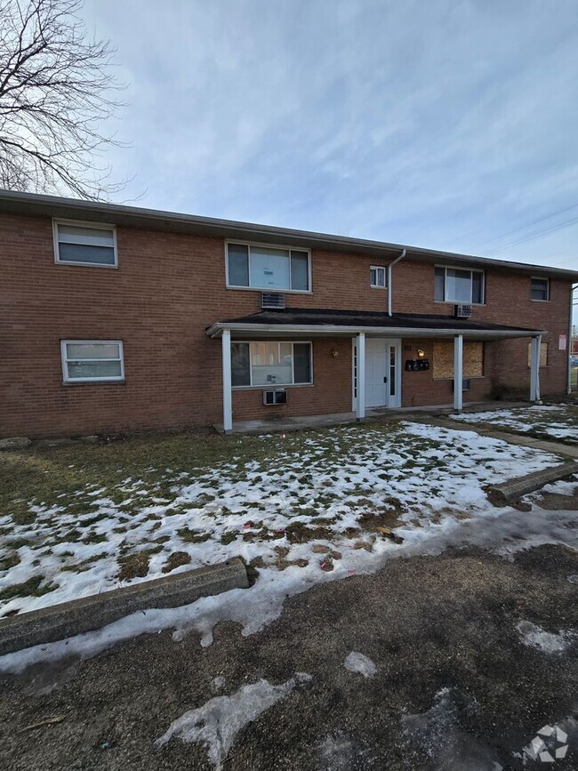 Building Photo - 861 Kingsford Rd
