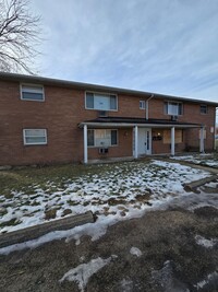 Building Photo - 861 Kingsford Rd