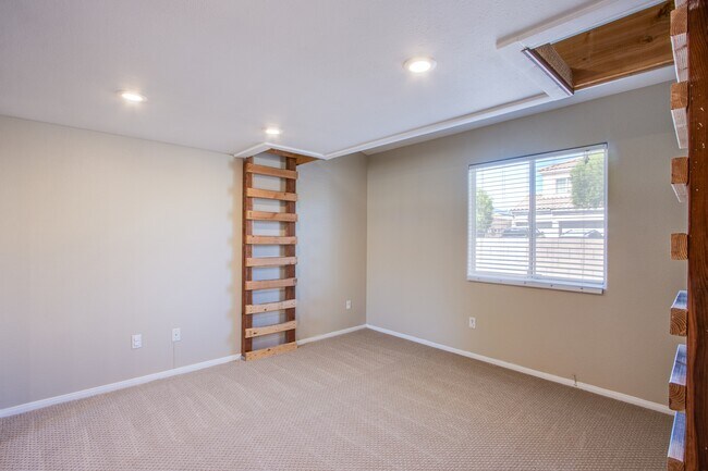 Building Photo - 8161 Walton Mills Ct