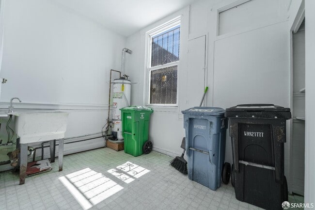 Building Photo - 2748 San Bruno Ave