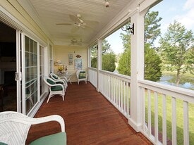 Building Photo - 5454 5th Fairway Dr