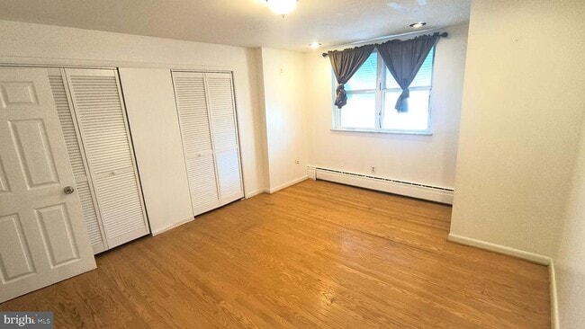 Building Photo - 2702 S 18th St