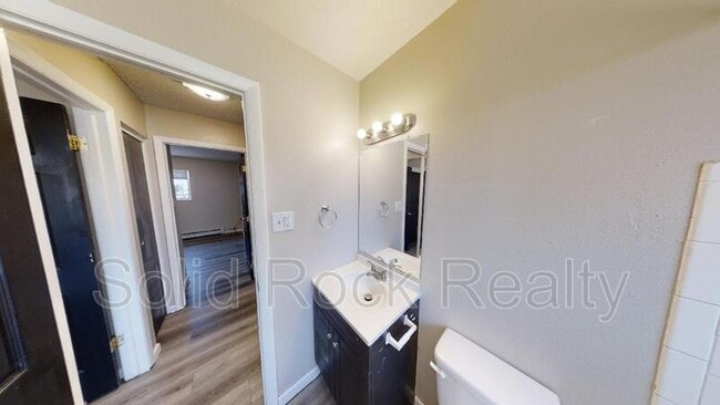 Building Photo - 357 Gahart Dr