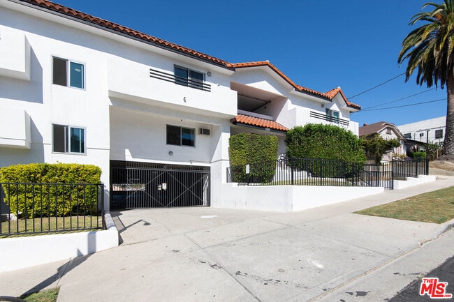 Building Photo - 3933 Marathon St