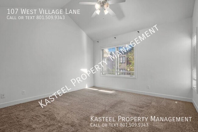 Building Photo - 107 W Village Ln