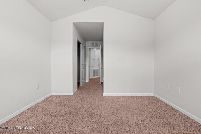 Building Photo - 6791 Roundleaf Dr
