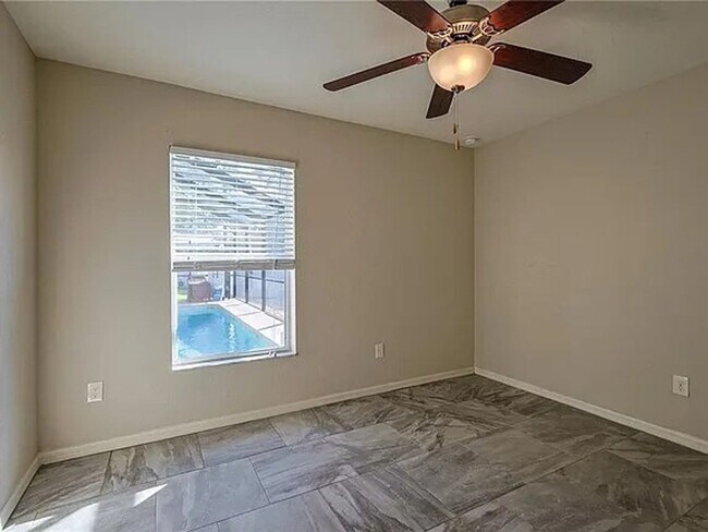 Building Photo - Private Screen in Pool Home 3/2 in Kingsland Country Estates