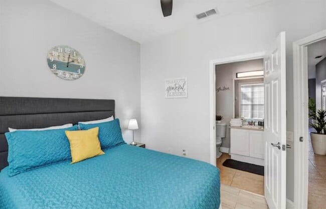 Building Photo - 8117 Princess Palm Ln