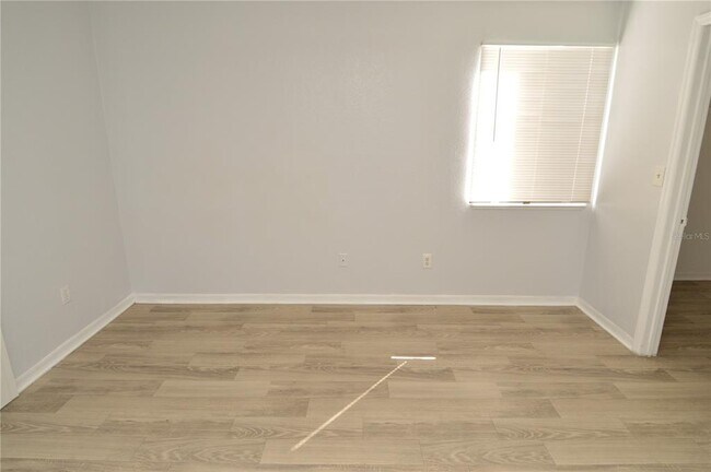 Building Photo - 10263 Gandy Blvd N