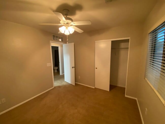 Building Photo - Charming 3 Bed w/Den in Northwest Peoria