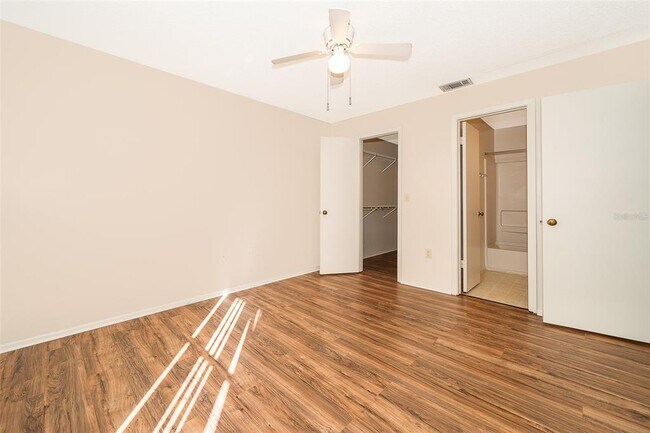 Building Photo - 956 Salt Pond Pl