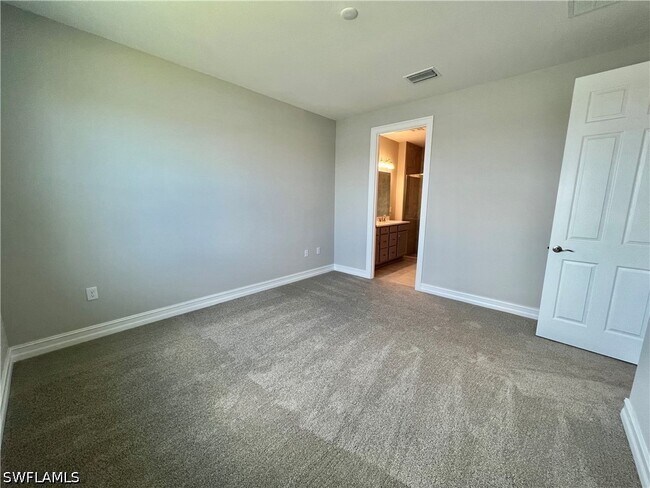 Building Photo - 842 Enbrook Lp