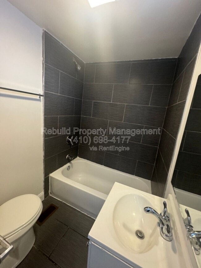 Building Photo - 5 S Conkling St