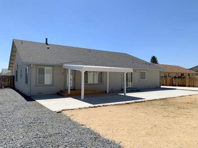 Building Photo - 2379 Albatross Way