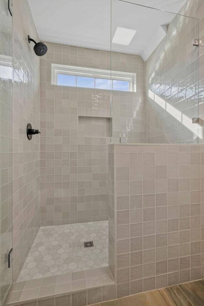 Building Photo - Brand new build home in Old Hickory | 1/2 off first months rent!