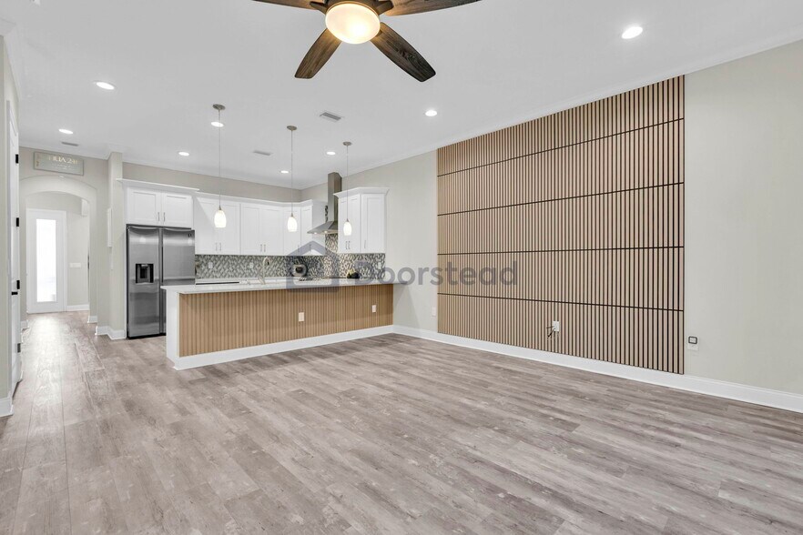 Building Photo - 4114 N Nebraska Ave