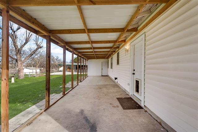 Building Photo - 336 Shoreline Dr