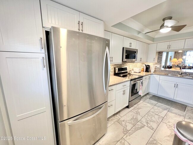 Building Photo - 1860 N Atlantic Ave