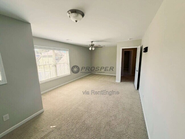 Building Photo - 108 Redmont Ct