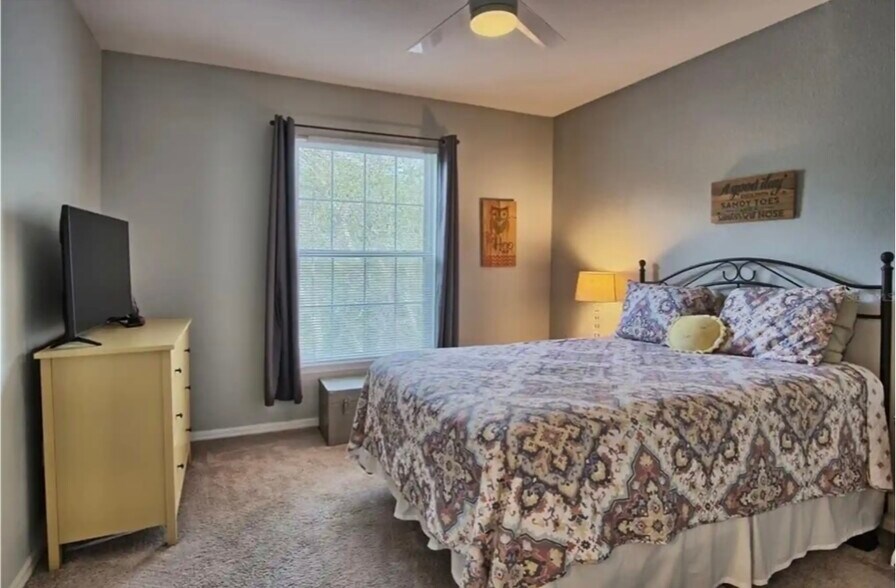 Building Photo - 2402 Courtney Meadows Ct