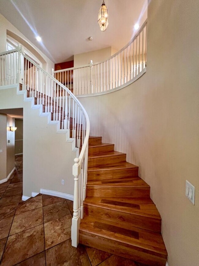 Building Photo - Wonderful 4 bedroom Temecula home for LEASE!