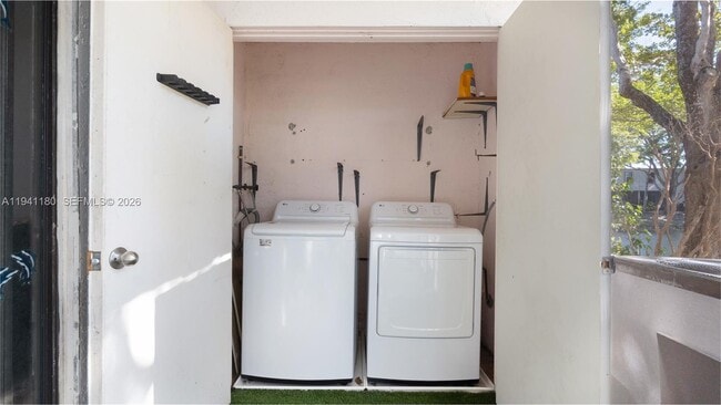 Building Photo - 9487 NW 42nd St