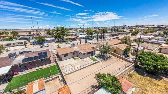 Building Photo - Beautiful 3 bed-1 bath house